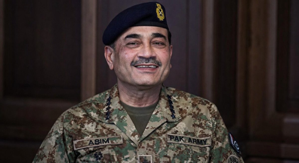 🚨🇺🇸 BREAKING

US President Donald Trump recently called India a “hellhole” and Pakistan a “winner” country.

He also said, “Pakistan beat the hell out of India last year, and I am impressed by Field Marshal Asim Munir — I like the winners.”