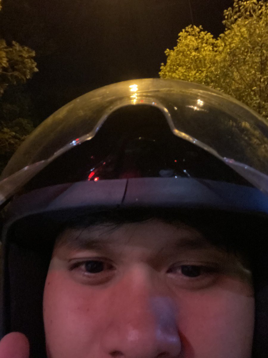 cheesetavocado's tweet image. abis lembur, lanjut skripsian, trs besoknya masuk pagi
#semangat #life