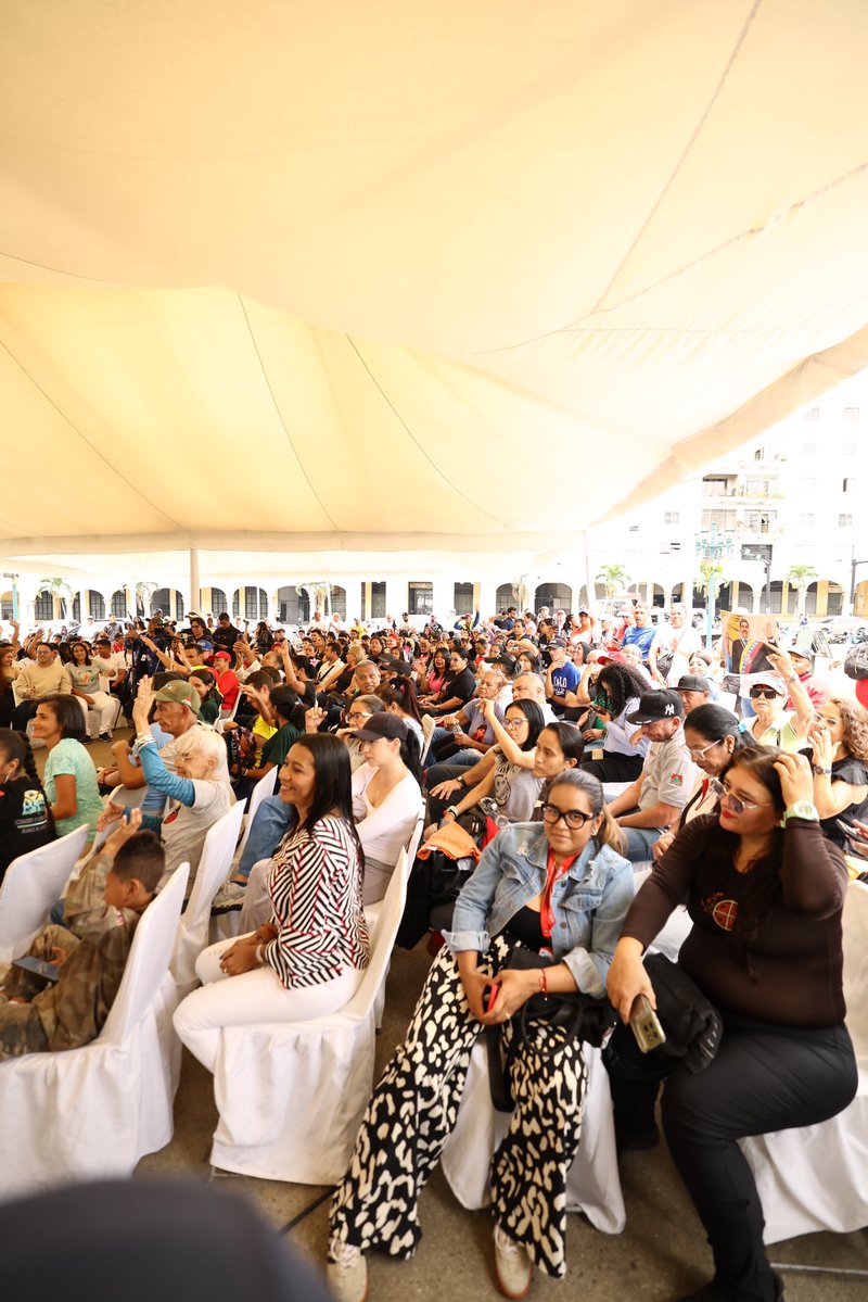 Nicolas Maduro Guerra tweet media