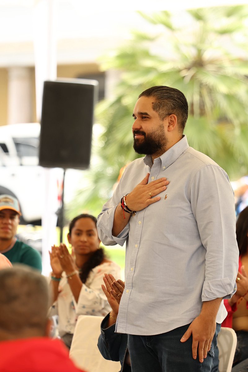 Nicolas Maduro Guerra tweet media