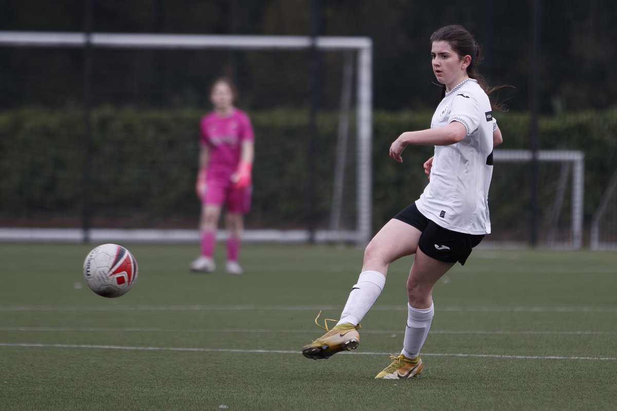 SwansWomen's tweet photo. #SwansWomenU19s face Pure Swansea tomorrow in the semi-finals of the West Wales Women’s Challenge Cup 🏆

📍 Stafford Common (Garden Village FC)
⏰ 2:30pm KO

Come down and support the young Swans! 🦢 https://t.co/uc14aXFlv1