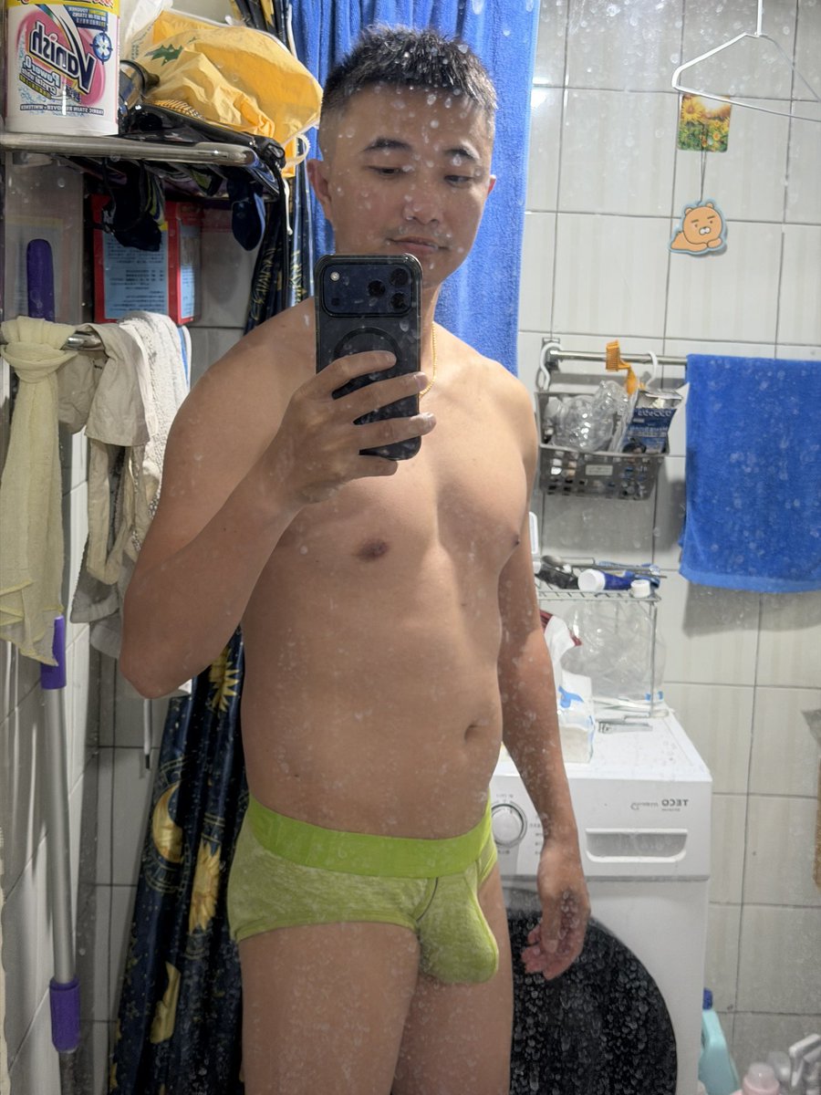 阿隆 tweet media