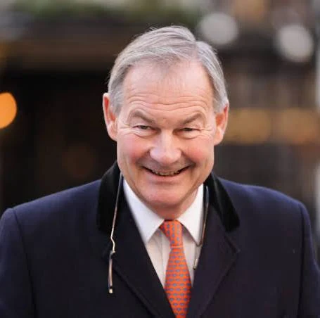 So Starmer thinks he can win the next election saying it'll be between Labour and Reform ? I love this because quietly coming up on both their tails is Rupert Lowe and Restore Britain! He doesn't seem to acknowledge this yet but personally i think they are both in for a shock