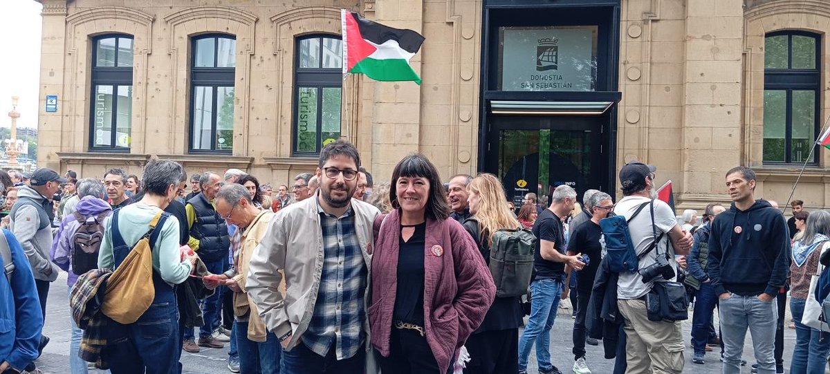 Koldo_Saenz's tweet photo. We are sons and daughters of Gernika, Sartaguda & the 3500 victims of fascism in Nafarroa.
That's why we've called for the foundational spirit of the @wftucentral1945, denouncing wars, genozides, and fascism, & defending peoples' sovereignty. #StopWar #FreePalestine #StopGenozide https://t.co/ntAc07wtMG