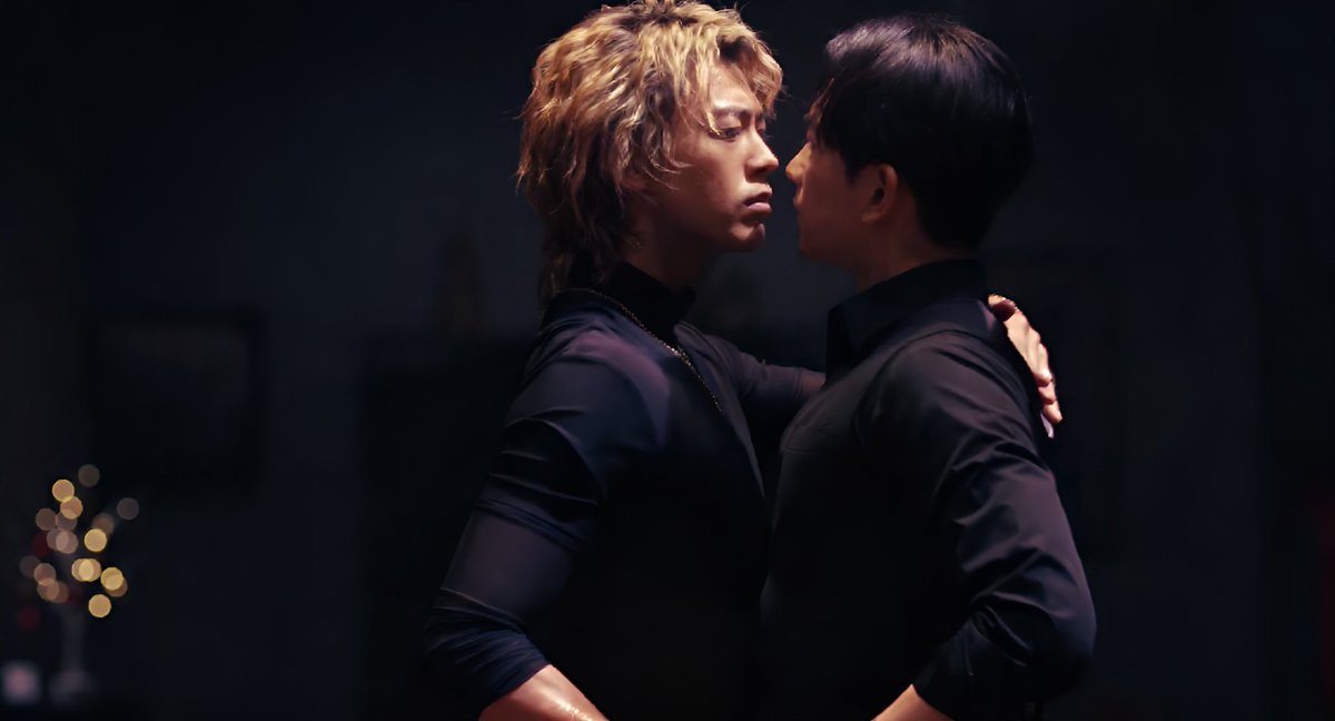 LilianKrueger's tweet photo. Keita about Besame Mucho: "[..]nstead of just letting ourselves be carried away by the tension, we were able to really feel each other's bodies pulling and beind drawn to one another as we danced,and it was a scene where we could really savor that feeling #10DANCE #Netflix10Dance https://t.co/BulRJ6b4P9