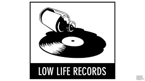 Itch Radio tweet media
