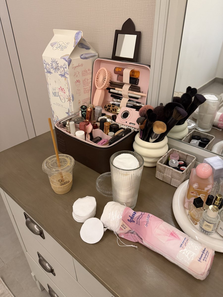 𝐿𝑒𝑛𝑎 ⭑ tweet media