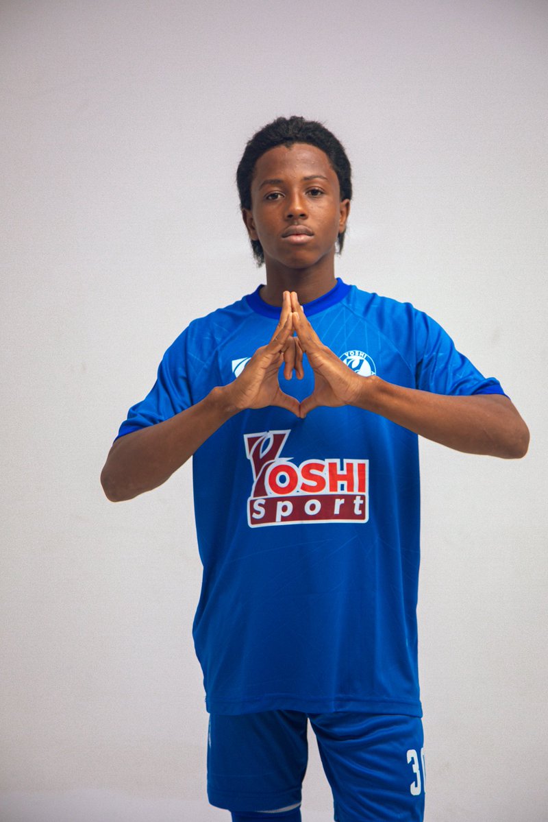 yoshi_fa_'s tweet image. Fresh threads, same fire 🔥 The new jersey is HERE! ⚽ #JerseyUnveiled #football