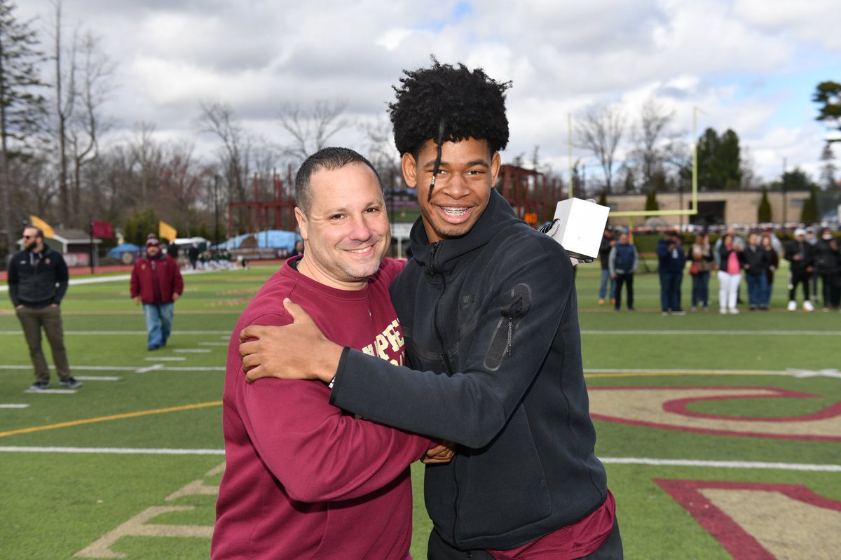 Iona Prep Athletics tweet media