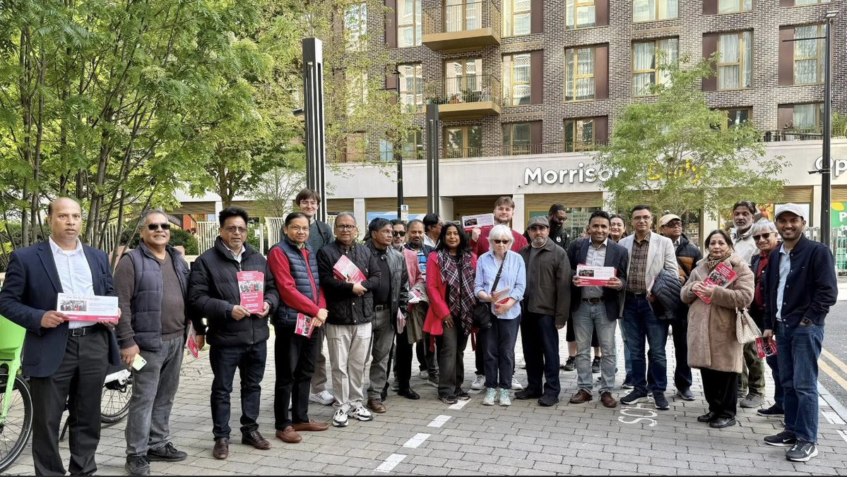 CllrSirajIslam's tweet image. Mega canvass session in Blackwall &amp;amp; Cubbit Town today for @TH_Labour candidates @Anwar_Punekar, @SmrityAzad &amp;amp; Alex Stanley. I am most grateful to everyone who came &amp;amp; for their energy, spirit &amp;amp; determination to make #change a reality on 7th May. 🌹
