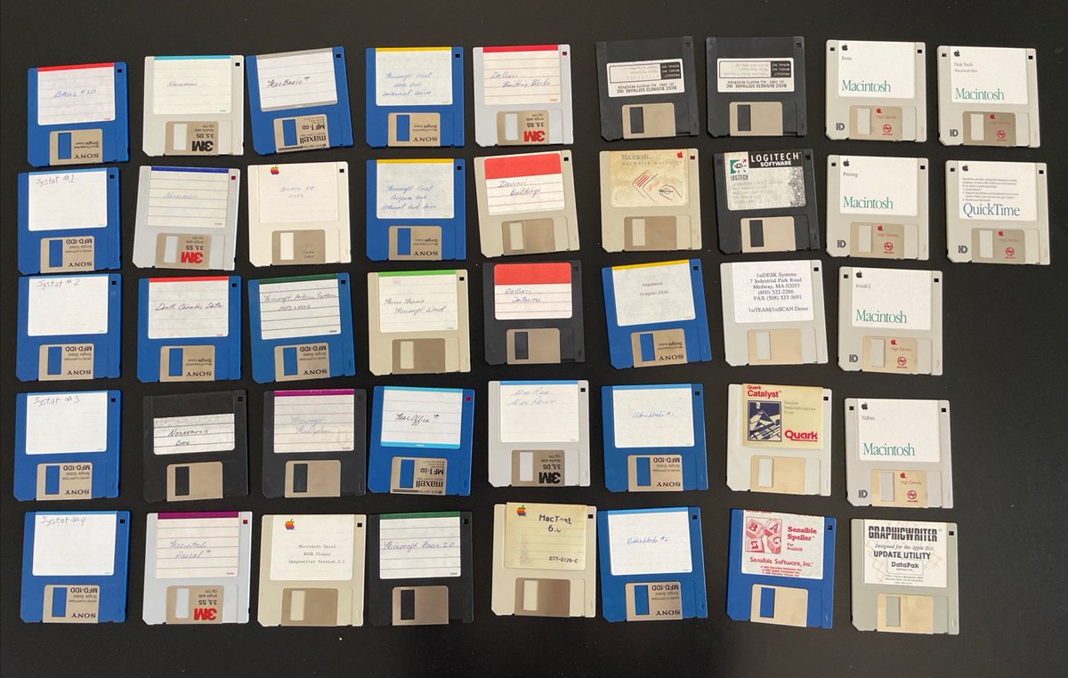 MicrocomputerL's tweet photo. VTG Lot 42 Apple Floppy Disks Classic Mac, Misc Software, Games, Utility, Demo+ Phoenix, Arizona 
🔗 https://t.co/ZUFWLX0k1v  
 #ad https://t.co/IKl9fvDtVW