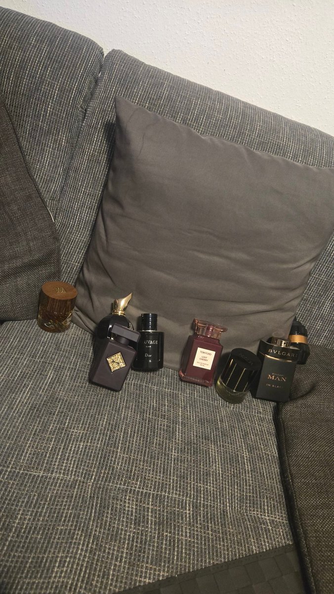 Bancster's tweet image. Ranking good, views?

Left best.

#survey #perfume 

#angelshare 
#sideeffect 
#40knots
#sauvage 
#lostcherry 
#ncp
#bvlgarimaninblack
#spicebomb