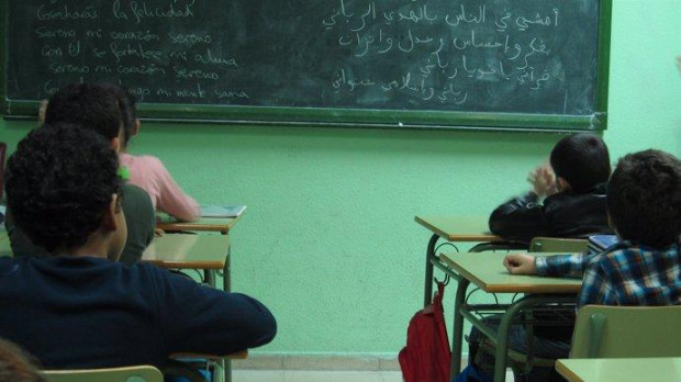 🇪🇸 El acuerdo PP-VOX en Extremadura ELIMINA la enseñanza de Árabe en los colegios extremeños
