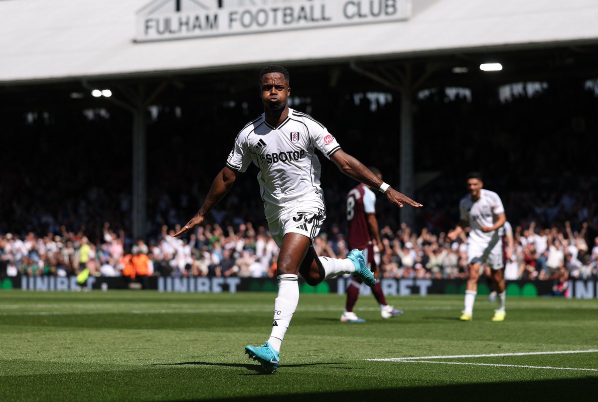 Ryan Sessegnon tweet media