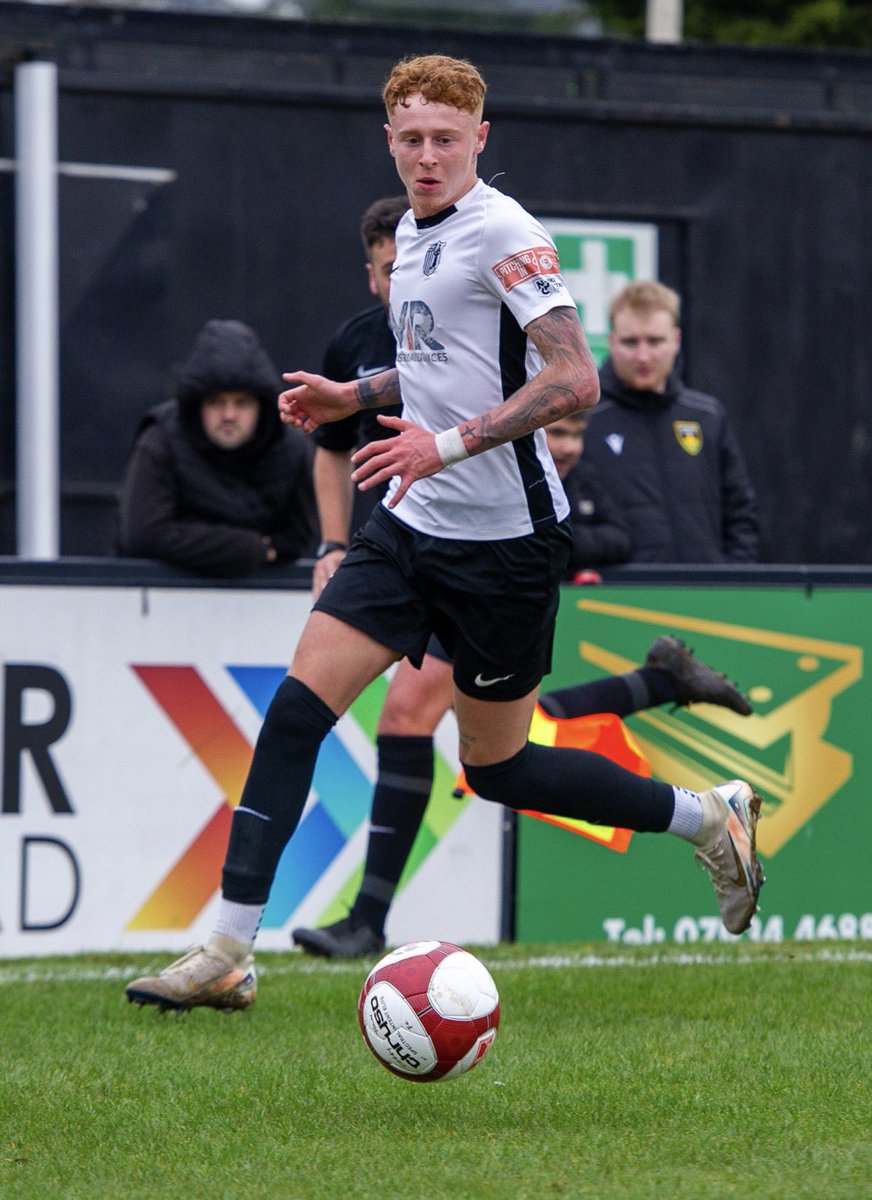 Matteoperkins9's tweet photo. End to the season happy to get fit for the final game. Looking forward to what next year holds ⚽️

#nonleague https://t.co/ivj96ZtpJz