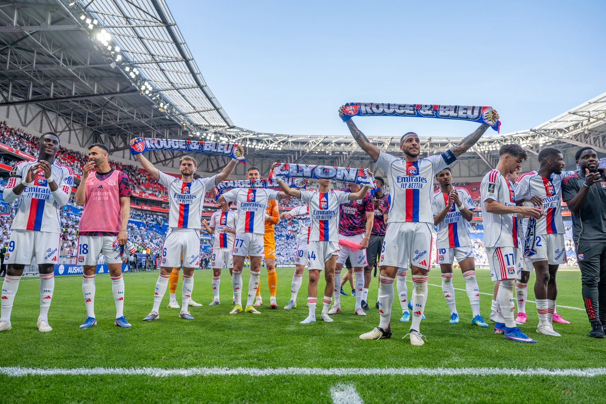 Victoire importante aujourd’hui !! +3 Points.. ❤️💙🦁⚽️🔥 ! MERCI LES GONES #TeamTHM #TeamOL <a href="/OL/">Olympique Lyonnais</a>