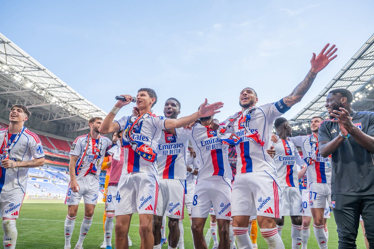 Corentin Tolisso tweet media