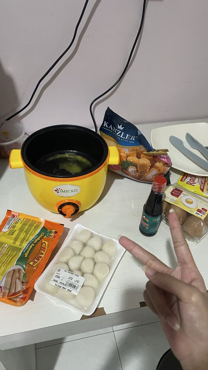 twenty1.dmg tweet media