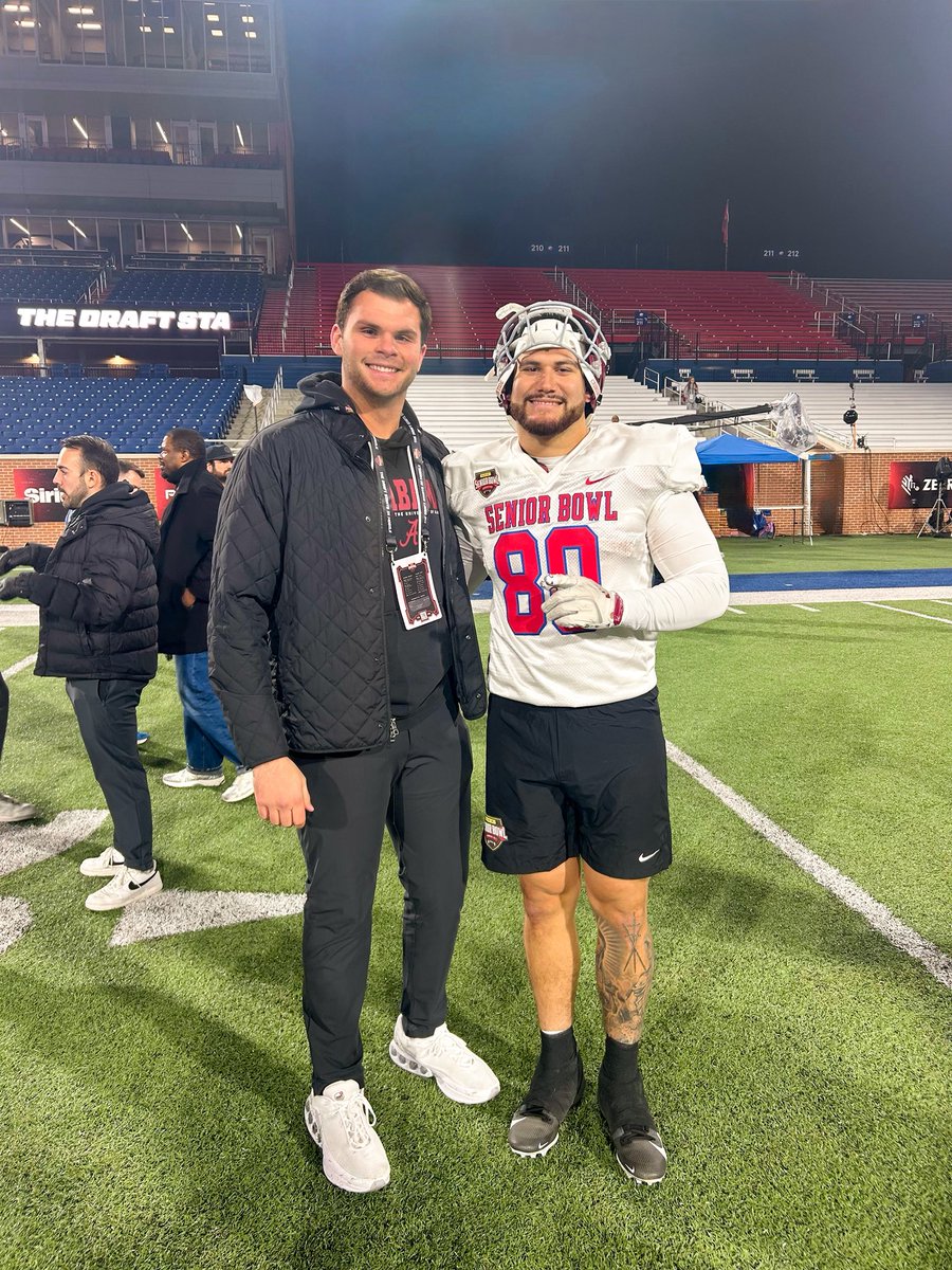 Cole Thomas tweet media