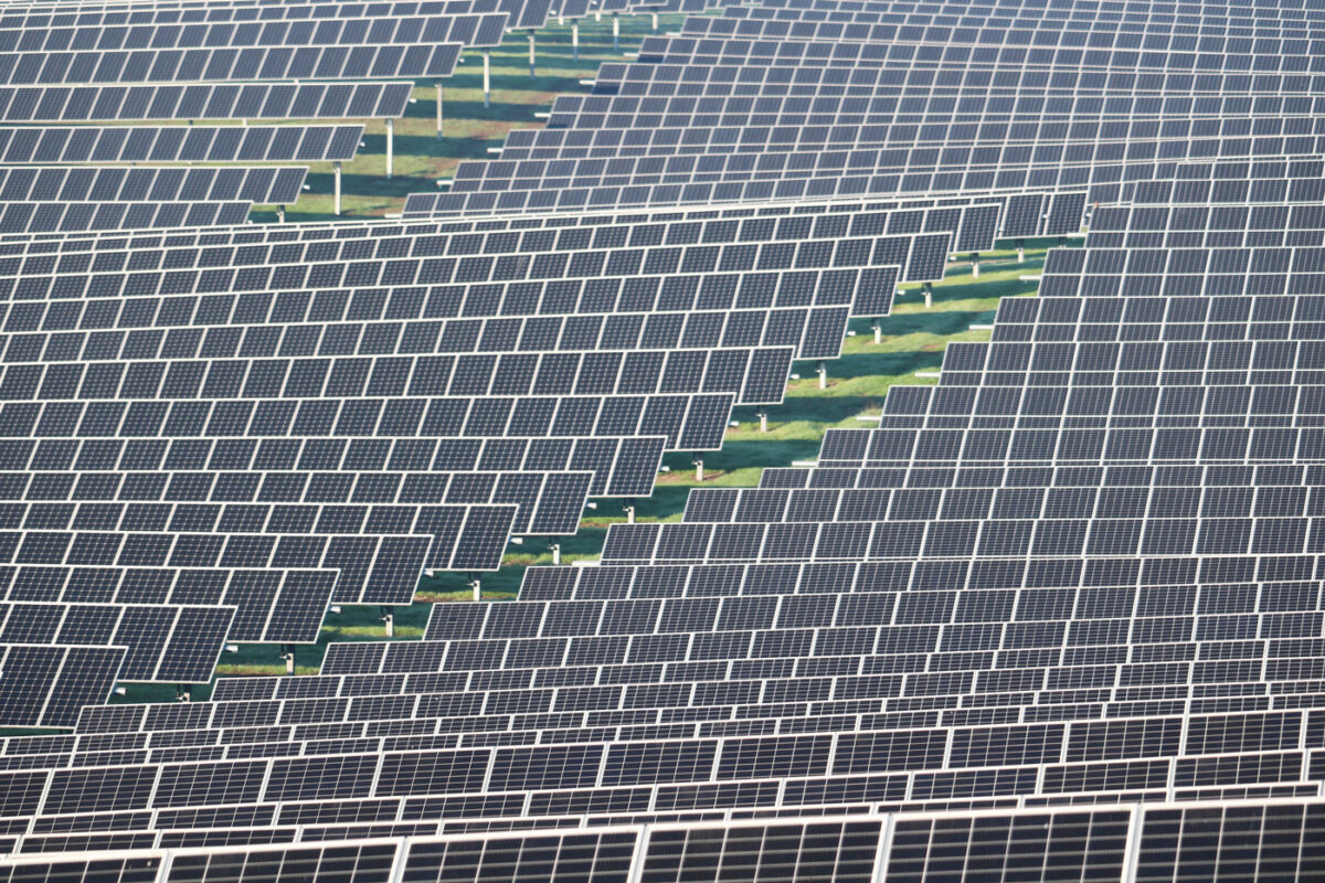 RenewableSearch's tweet image. Via PV Mag: " RFP Alert: NYSERDA seeks RECs from eligible land-based renewable energy projects: The state agency has launched its tenth annual solicitation for Tier 1 Renewable Energy Certificates, seeking proposals… dlvr.it/TSDHkc " #BatteryStorage #EnergyStorage #PV