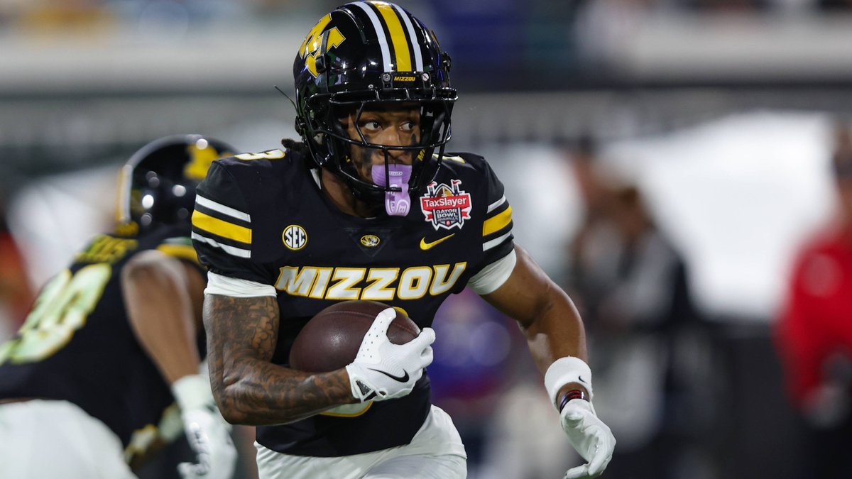 Dolphins pick WR Kevin Coleman Jr. with No. 177 overall selection in 2026  NFL Draft https://t.co/1kUIcH8Dto