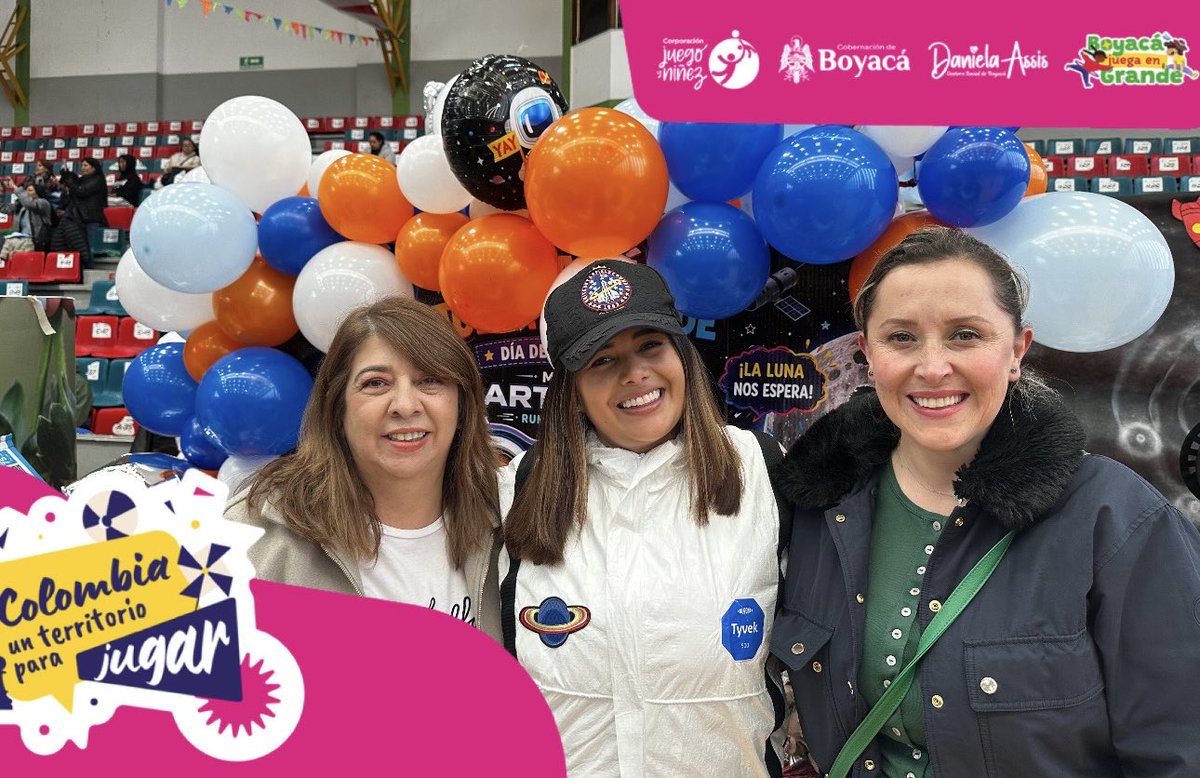 SecDesarrolloEB's tweet photo. Vivimos el Día de la Niñez sembrando creatividad y futuro.

Como equipo, hicimos de esta jornada un espacio especial junto a Saray Mena, quien inspira a más infancias a creer en sus sueños.

En la #BoyacáGrande💚💜🤍 que inspira desde la infancia. https://t.co/2JvZvQ78MR