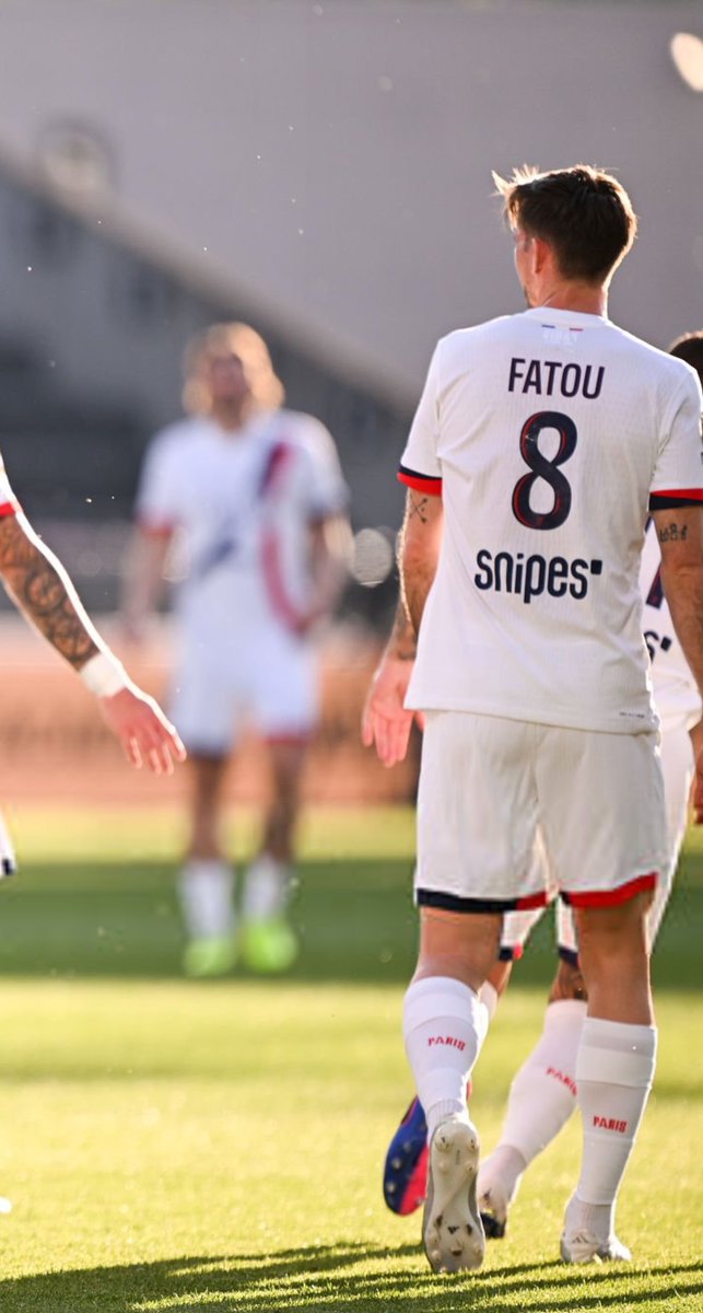 𝔇𝔧𝔦𝔟𝔦𝔫𝔥𝔬² 🇨🇷 tweet media