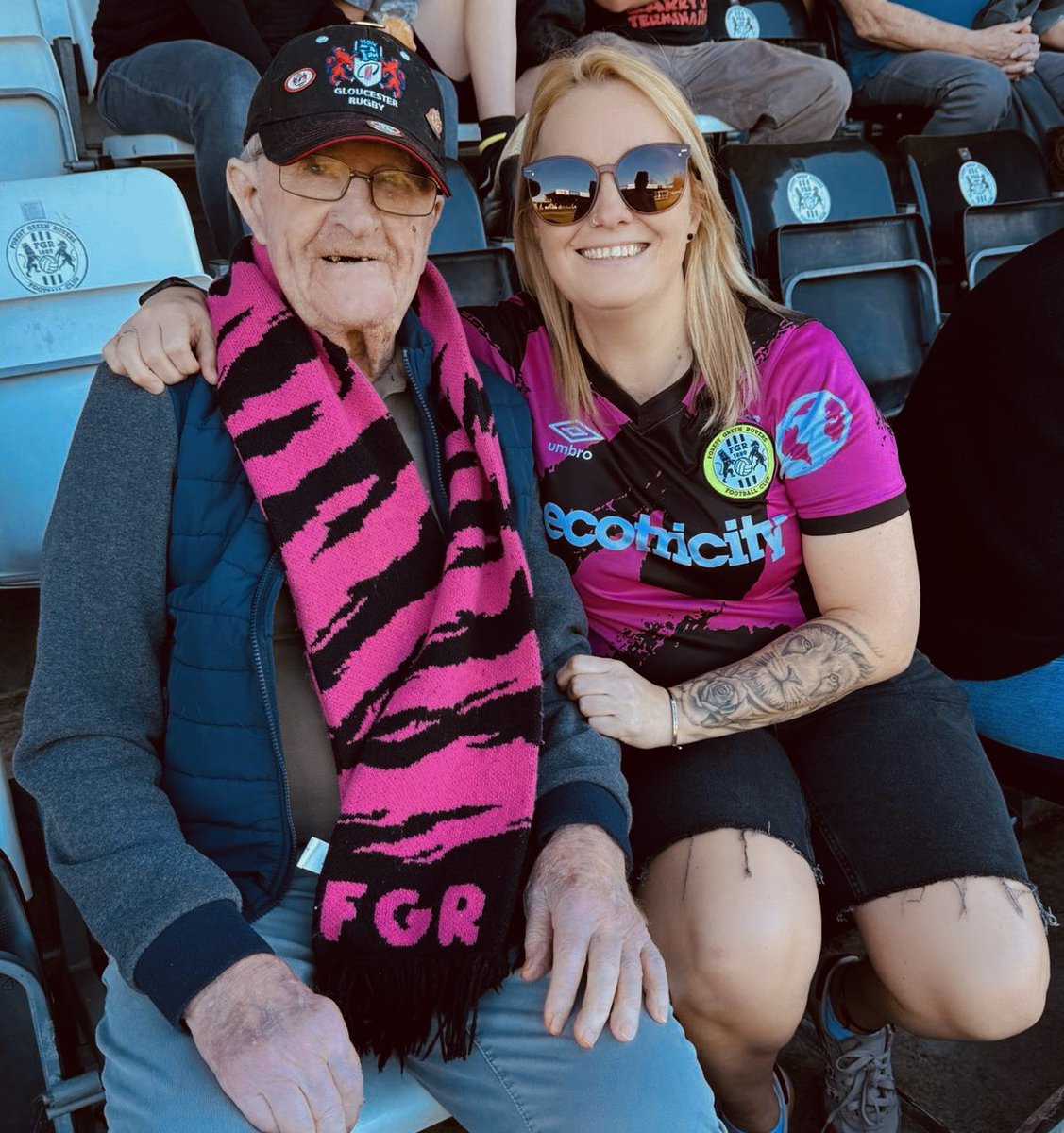 Steph Hill ⚽️🏴󠁧󠁢󠁥󠁮󠁧󠁿 tweet media