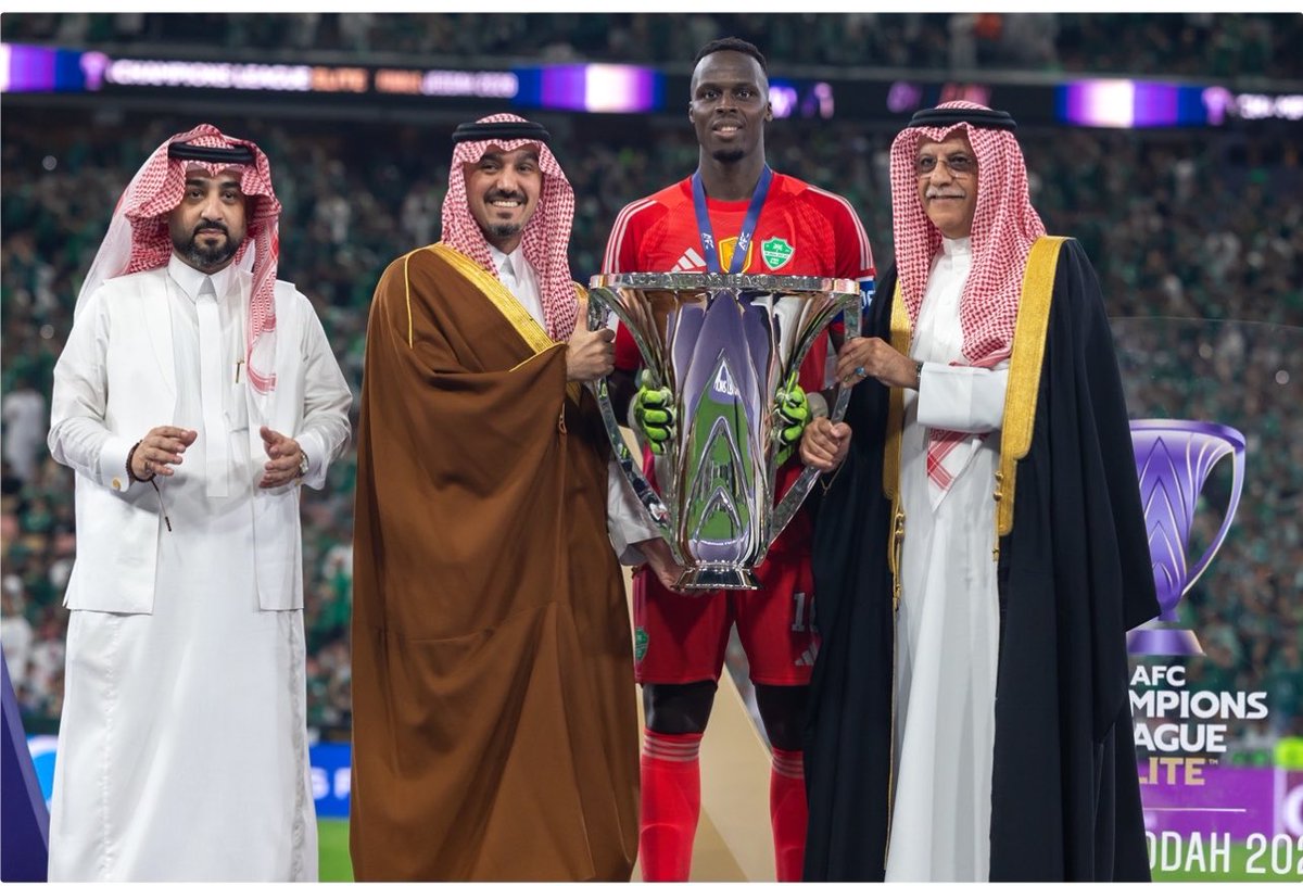 سلطان المهوس tweet media