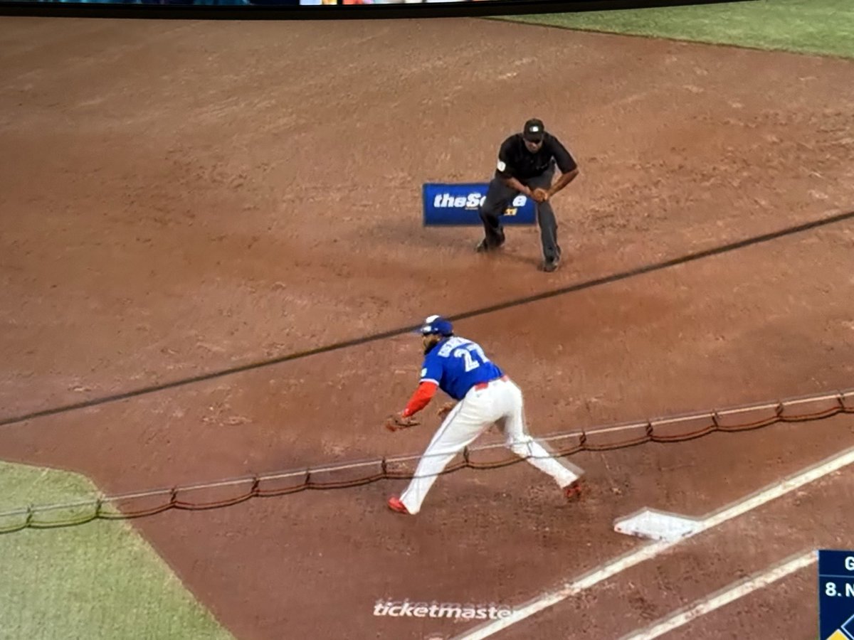 ACDecepticon's tweet photo. Hey @BlueJays , do you really have to start superimposing sponsor graphics on the field now and over fans in the stands when a play is made…..it’s really embarrassing. https://t.co/NN1sYoVI4T