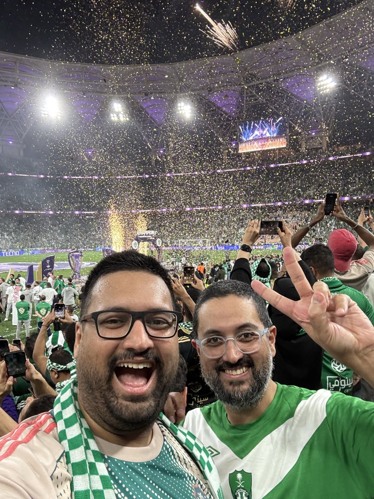 Sohaybov's tweet image. أبطال آسيا مرتين .. 
#Back2Back
#في_قفا_بعض

مبروووووووووووك يا ملوك 🏆💚🏆