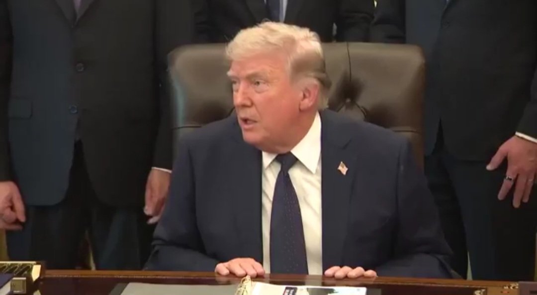 gabriel_draghi's tweet image. 🇺🇸🇮🇷 Journaliste : Utiliseriez-vous l'arme nucléaire contre l'#Iran ? #Trump : Non. Pourquoi en aurais-je besoin ? Pourquoi me poser une question aussi stupide ? Personne ne devrait jamais être autorisé à utiliser l'arme nucléaire.
#IsraelIranWar