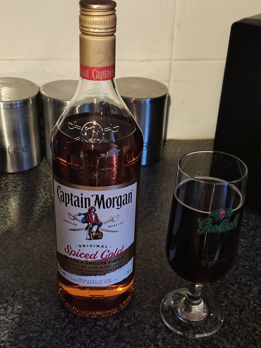 Different Saturday.... familiar dance partner 🥃