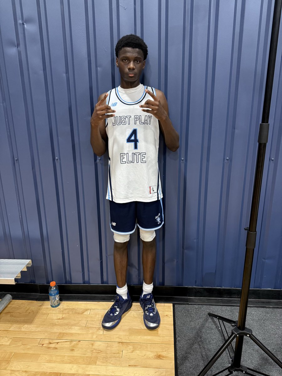 TYBLleague's tweet photo. Pearland Texas Classic -MVP
CME: Dj Williams 
CME: Kam J
CME: Sam 
Just Play: joel K
Just Play: Sam Robellar https://t.co/suXpzL6KyO