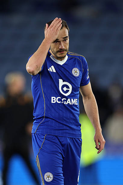 cuzcuzverde's tweet image. 👉 3 Premier League players with a lower salary than Harry Winks accord to @CapologyDB:

Martín Zubimendi 75k/w
Matt O'Riley 65k/w
Jérémy Doku 50k/w

Winksy Rolling in it 🤑🤑
#lcfc #leicester