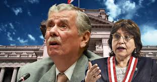 🚨!Fernando Rospigliosi no puede ser Senador, porque está sentenciado! Fue hallado culpable, por el delito de difamación, al terruquear a la ex fiscal de la nación Delia Espinoza. Esto es puro karma del bueno: Hace algunos meses, Fernando Rospigliosi anuló, bloqueó, ademas de