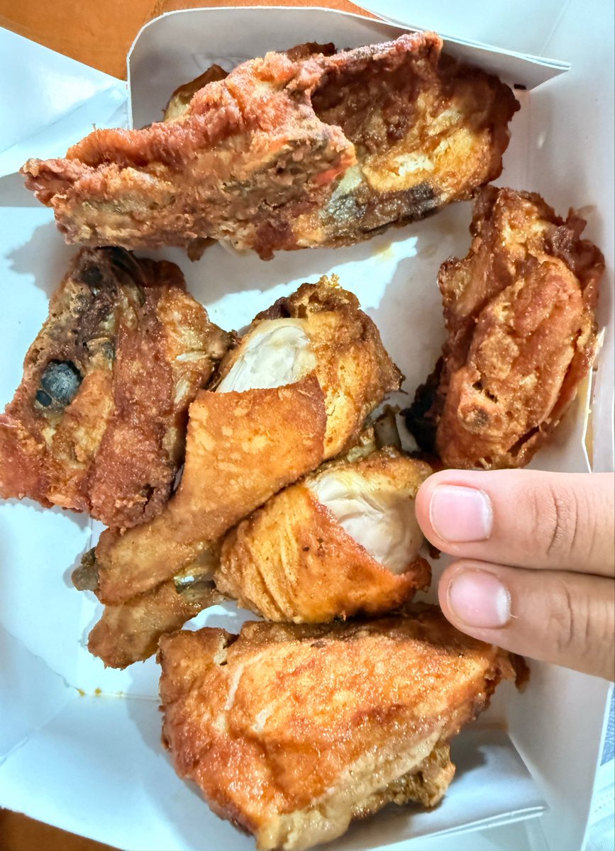 𝔸𝕝𝕖𝕤𝕤𝕒𝕟𝕕𝕣𝕠 tweet media