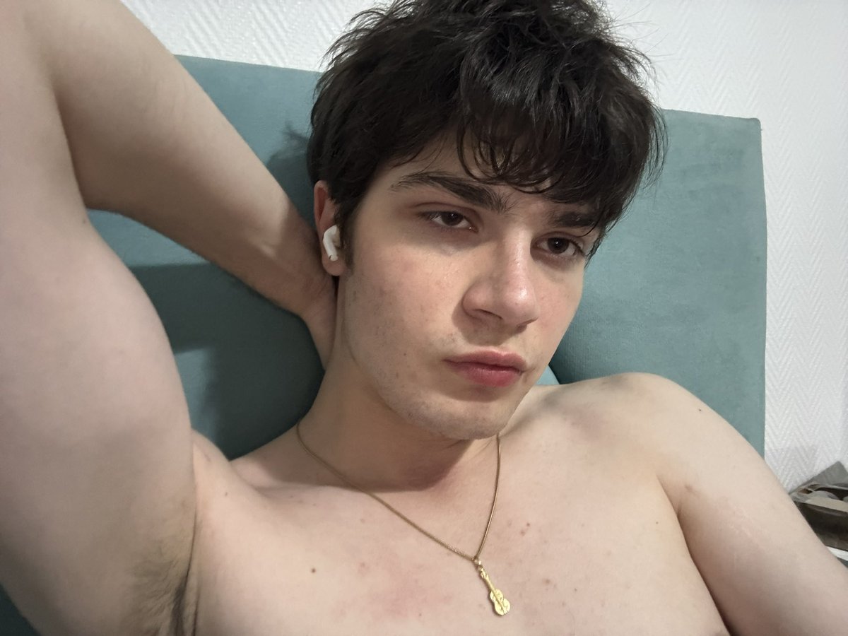 mykyta🐇 tweet media