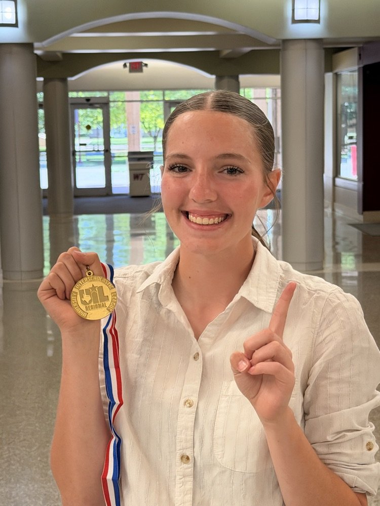 HPAmarillo's tweet photo. Congratulations Cadence Cowden for making it to state in UIL Prose! https://t.co/FdS5wsS0kx