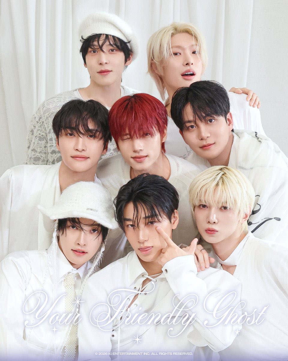 แต่บั่บพุดได้ปะ แค่ใส่ชุดขาวมันเปนผีแบบใดอะ5555555555 รุปทีเสอก่อนหน้าบิ้วมาถุกคอนเสปแล้ว ผีน้อยครีปปี้ขี้เล่นนิดๆ จนกระทั่งเซ้ตนี้ คือไรเอ่ย ก้ำกึ่งระหว่างผีกับพรีเวดดิ้งที่หมายถึงไม่สุดสักทางเท่าไหร่😓