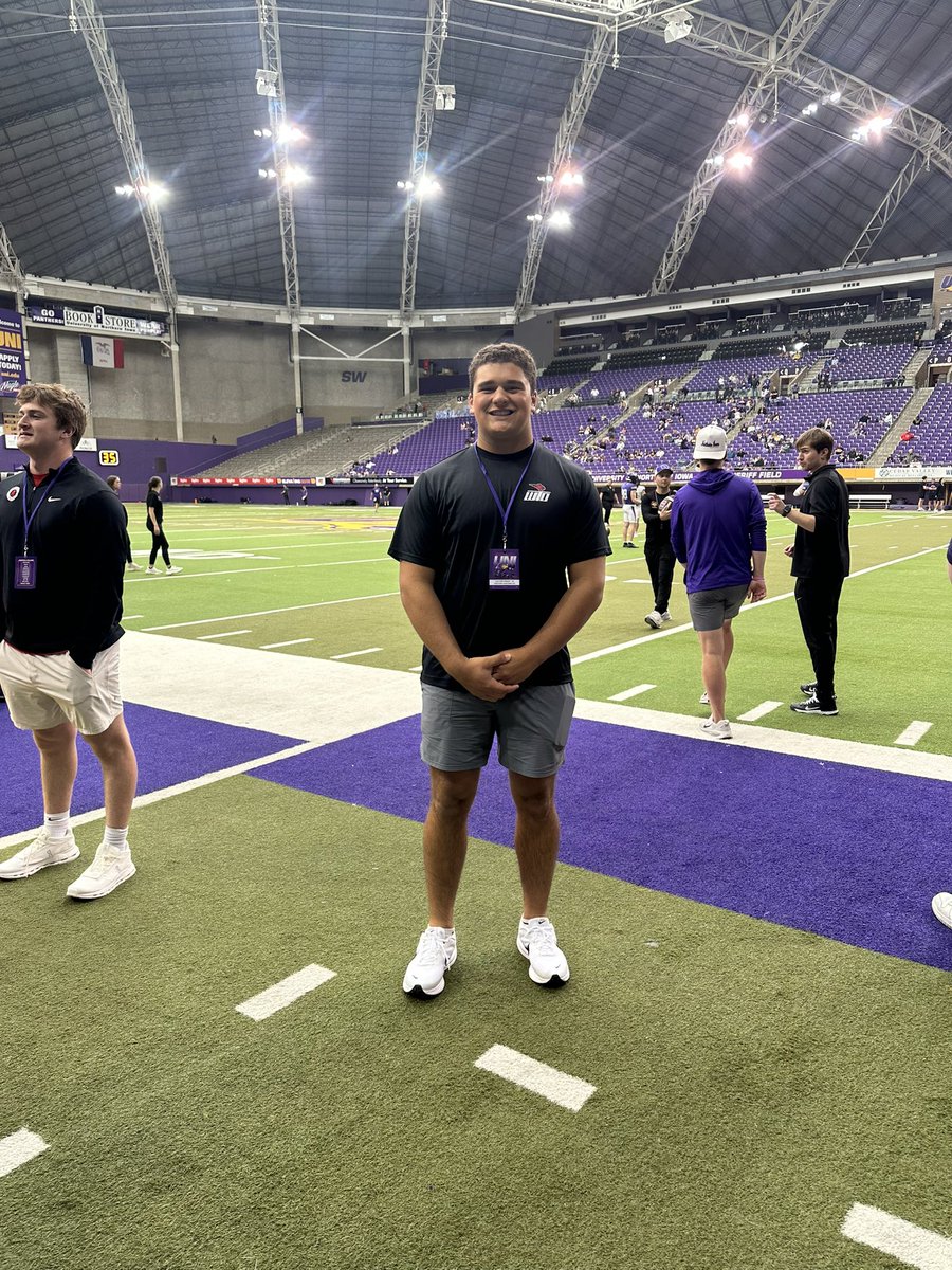 Clayton Hogan tweet media
