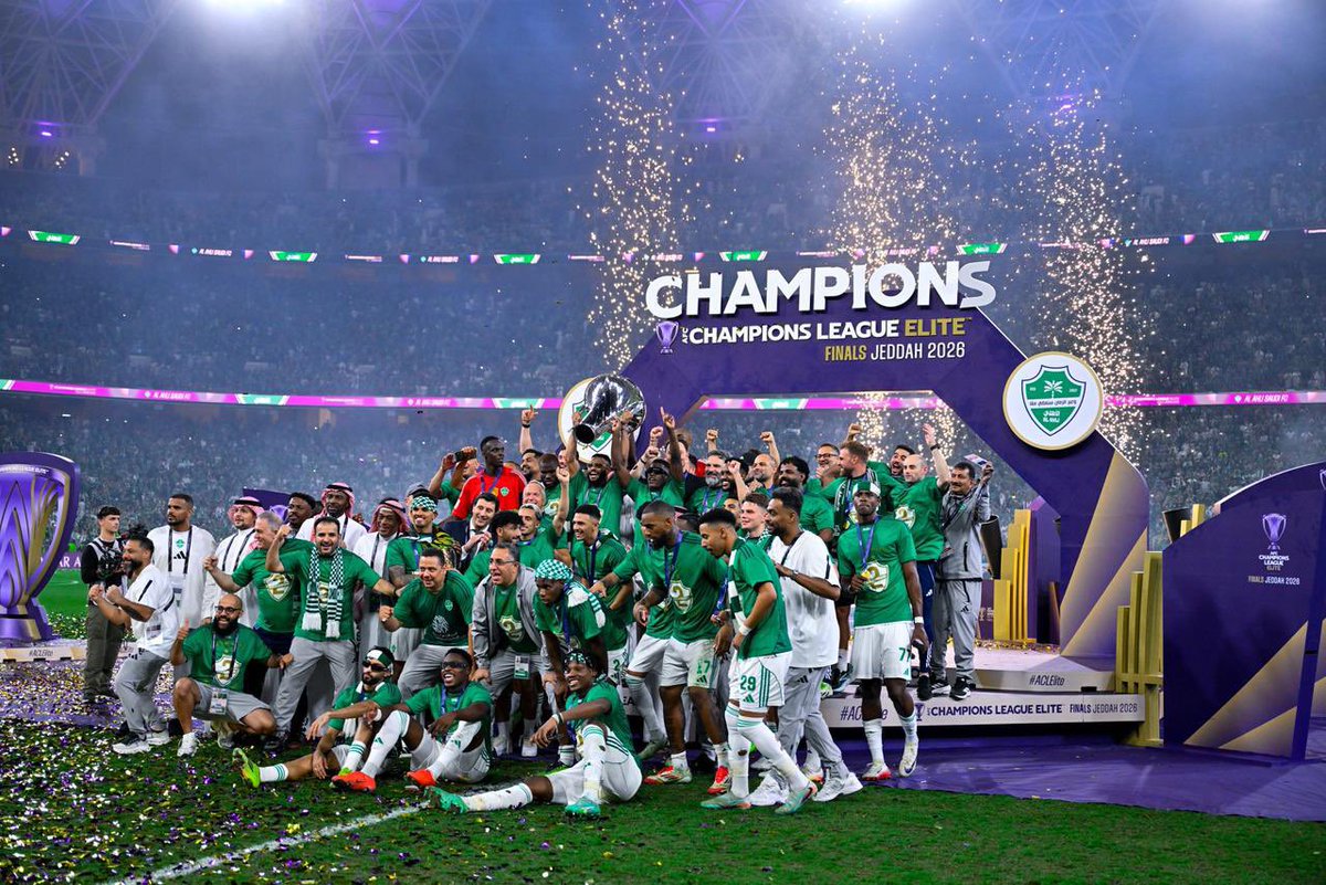 عمرو tweet media