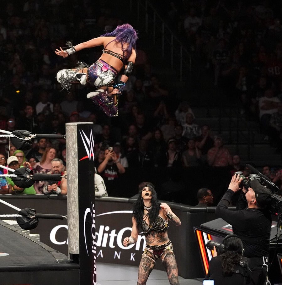 CourtneyDagger's tweet photo. I don’t know if hashtags will work. All I know is that even if they don’t, @KAIRI_official will still get to see all of the love. 

And she deserves every little bit of it. 

#WeWantKairi #WeWantKairiSane https://t.co/jT6UdIc9Ib