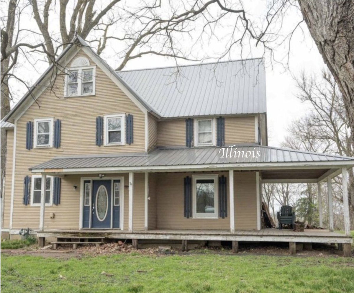 oldhouses100k's tweet image. $59,900. Two-story #Illinois #handyman special set on three lots, with a partial river view that’s especially lovely during the fall, winter, and early spring months! oldhousesunder50k.com/c-1900-illinoi…