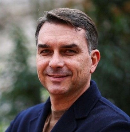 Leo Kasura tweet media