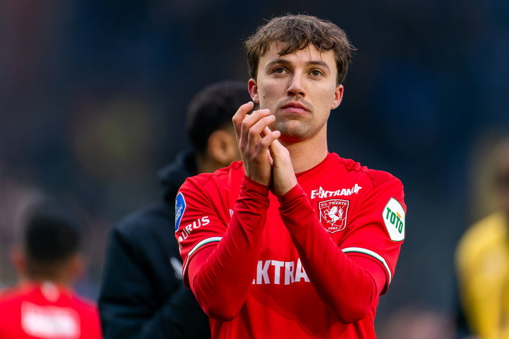Inside_020's tweet image. 🎙️ Youri Regeer:

“I am going to watch FC Twente - NEC now. Do I hope that FC Twente win? I wish them all the best, but I hope it ends in a draw.” #Ajax #nacaja

@ESPNnl
