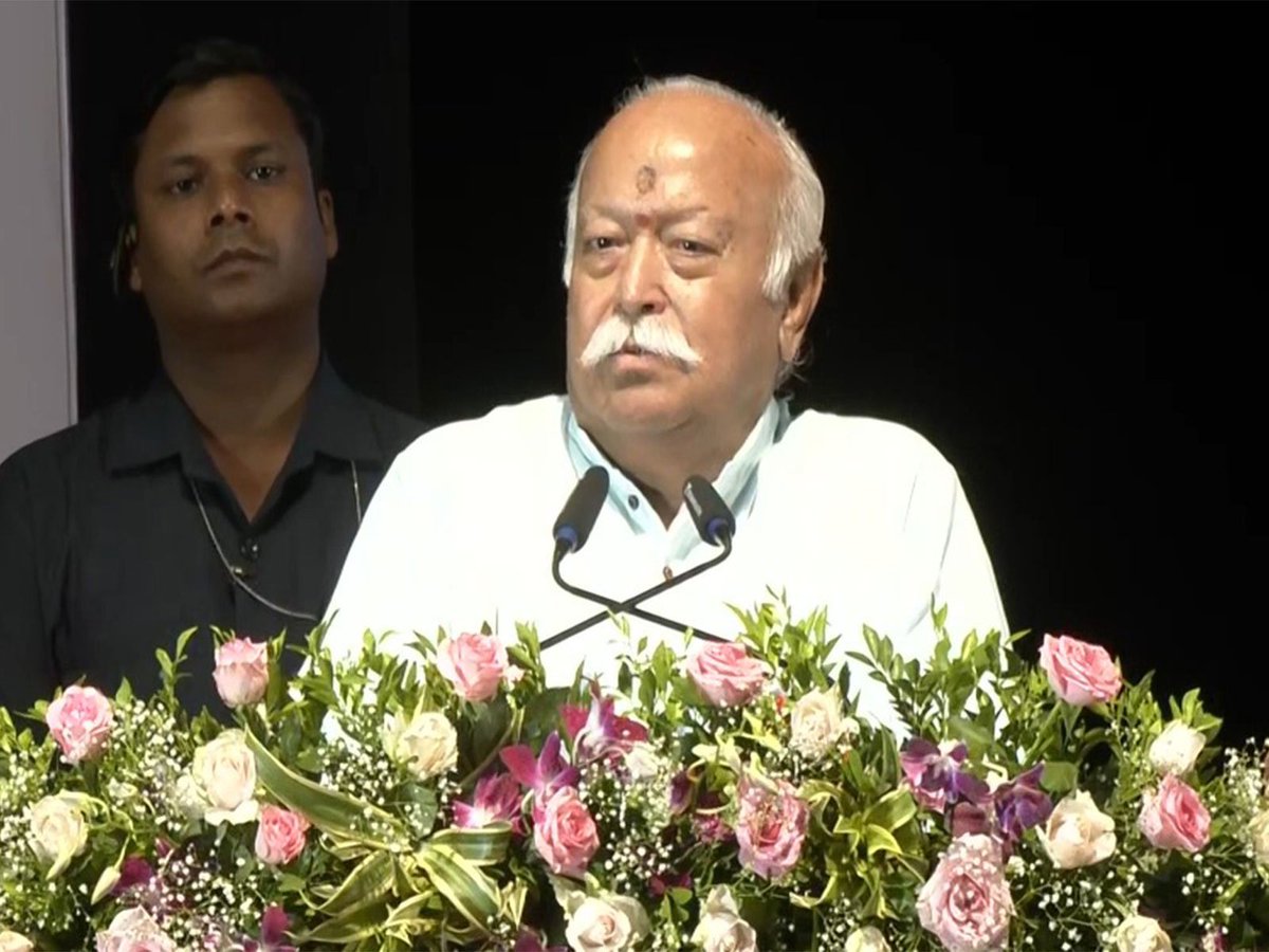 ani_digital's tweet image. Power of 'Triveni': RSS chief Mohan Bhagwat emphasises devotion as compass for knowledge, action

Read @ANI Story | aninews.in/news/national/…

#RSS #MohanBhagwat #Nagpur