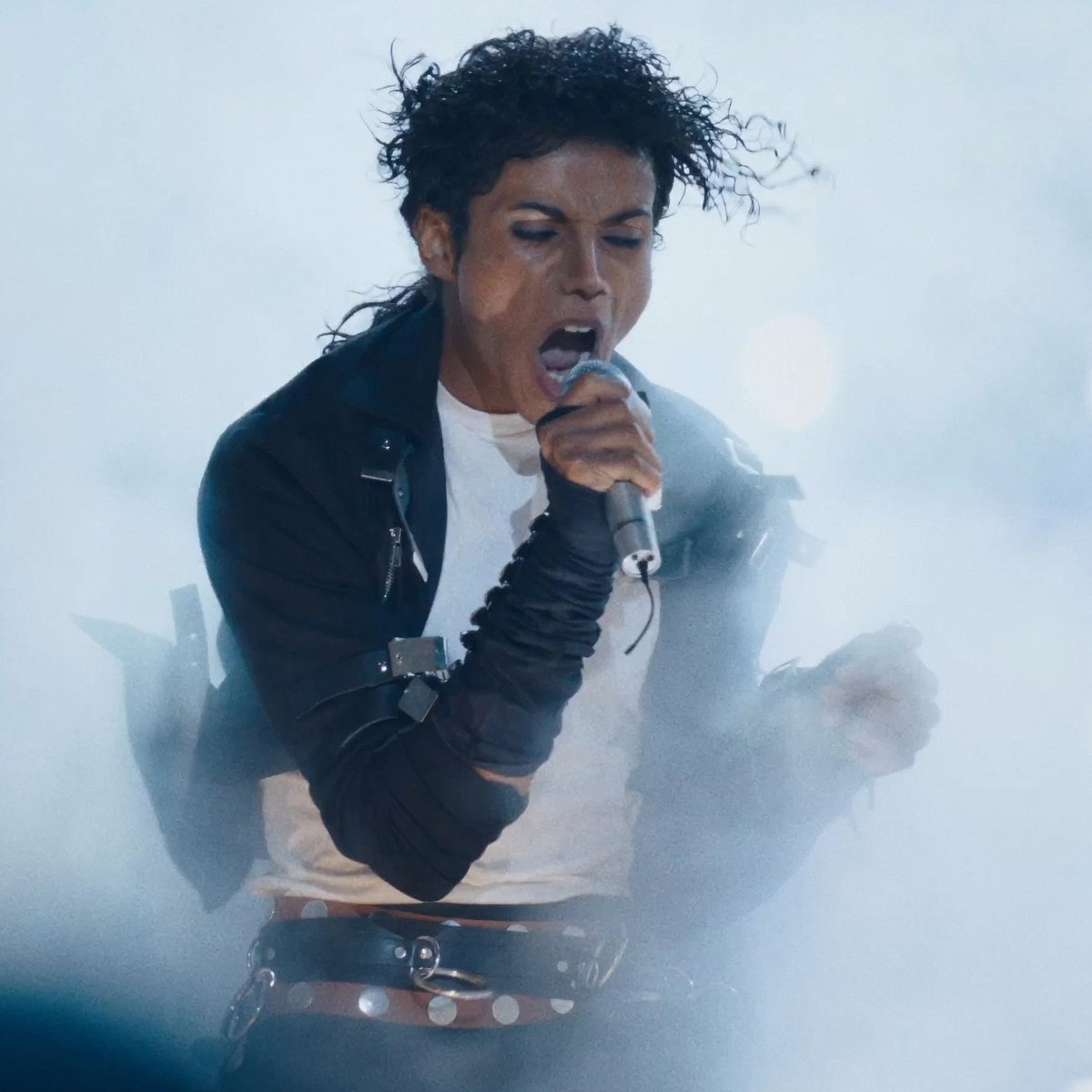 CoveredGeekly tweet media