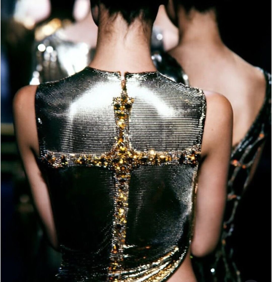 PinkRunwayDiary tweet media