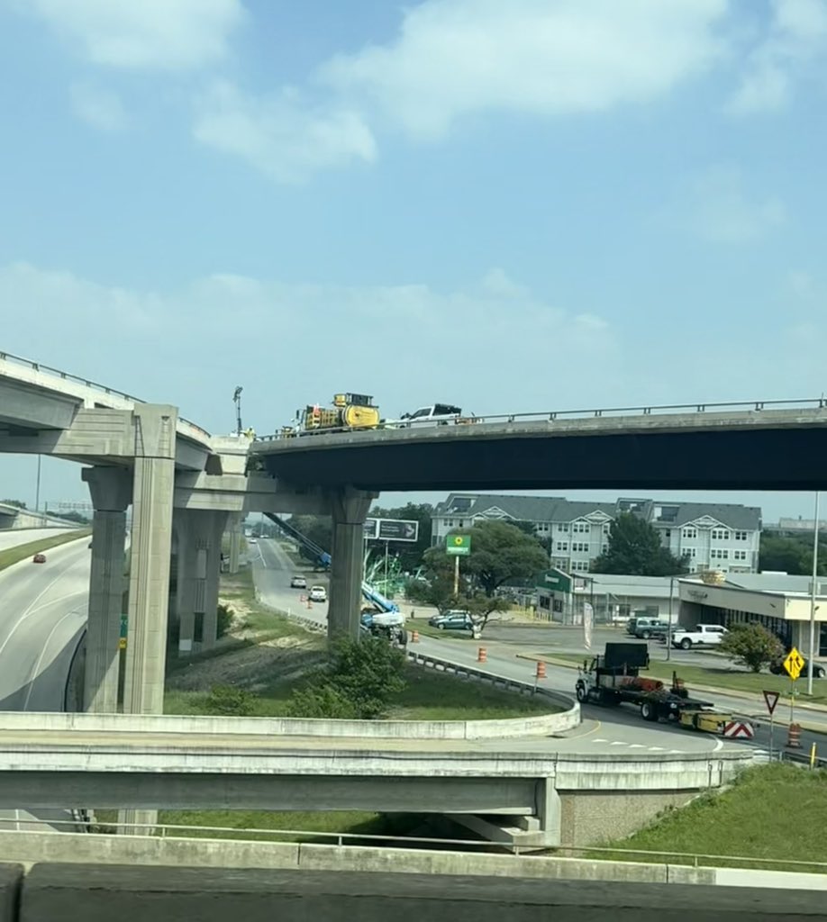 AustinRealtor's tweet image. It’s official…. They are fixing that huge gap on the 35/290 bridge in Austin!

Thank goodness it was making me a little more than nervous 😅 #Austin